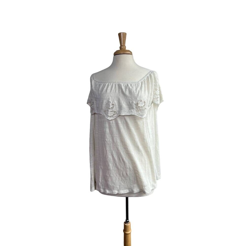 Boutique | Easel Cream Off-the-Shoulder Lace Blouse